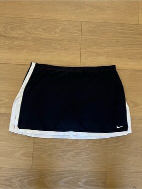 Nike Black Skort with White Side and Hem Trim